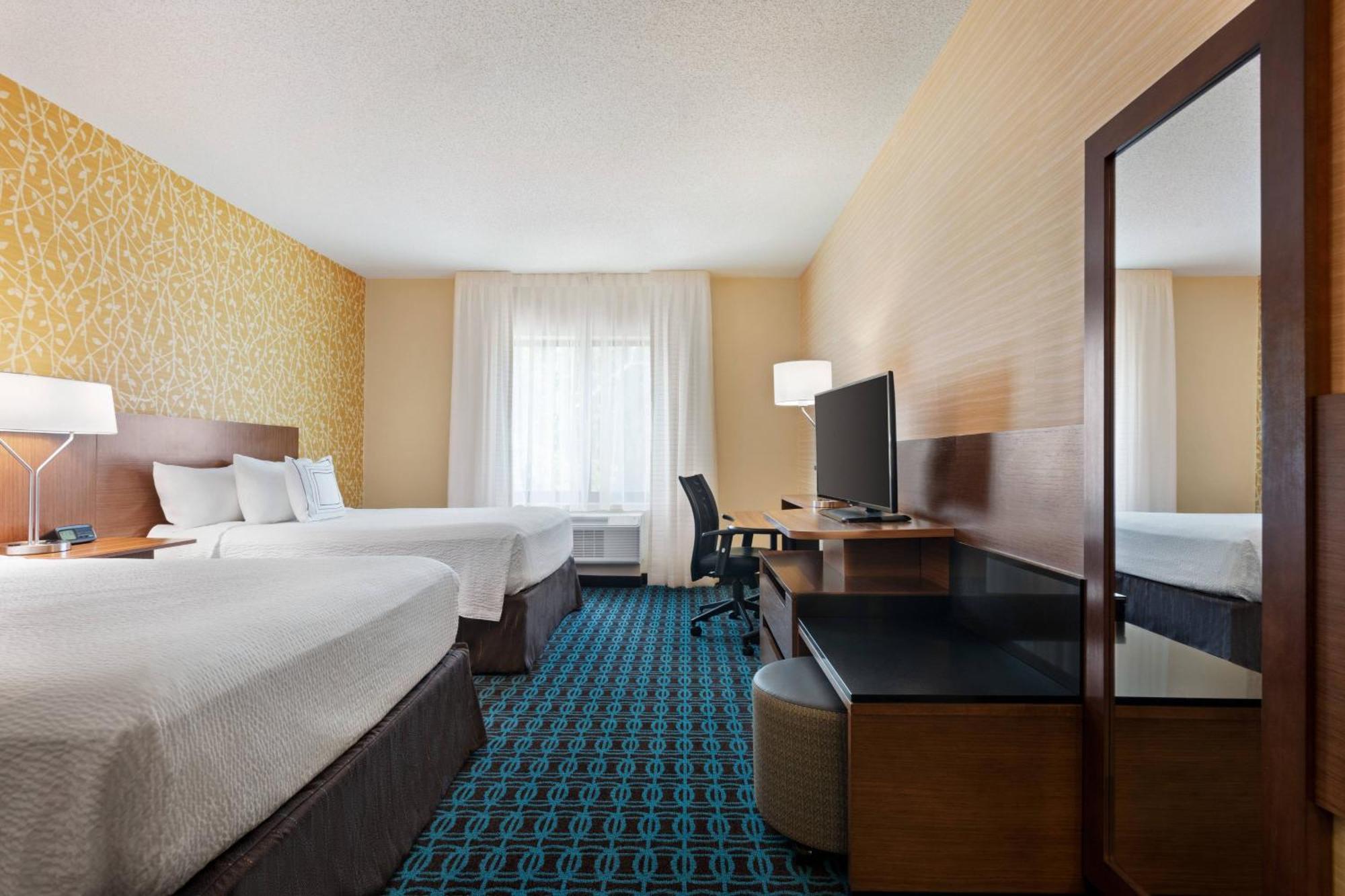 Fairfield Inn & Suites By Marriott Charlottesville Downtown/University Area Экстерьер фото